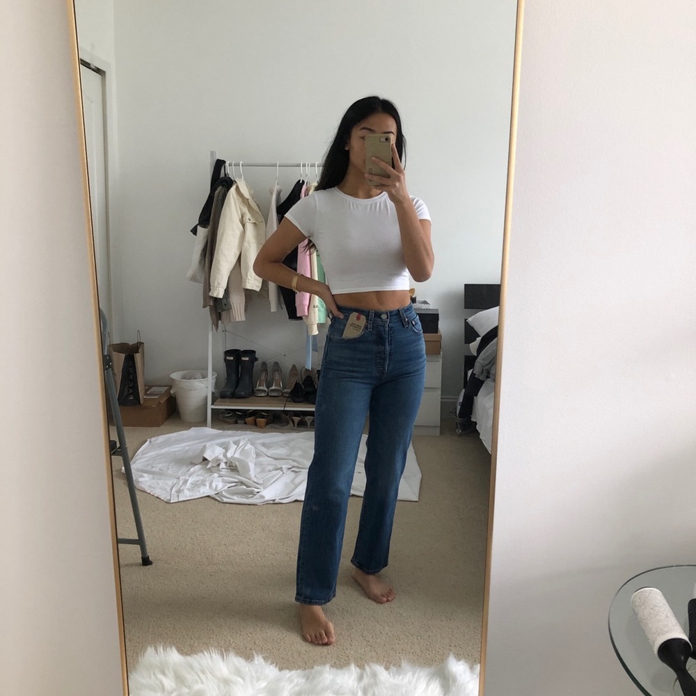 Levis High Rise Straight Jean